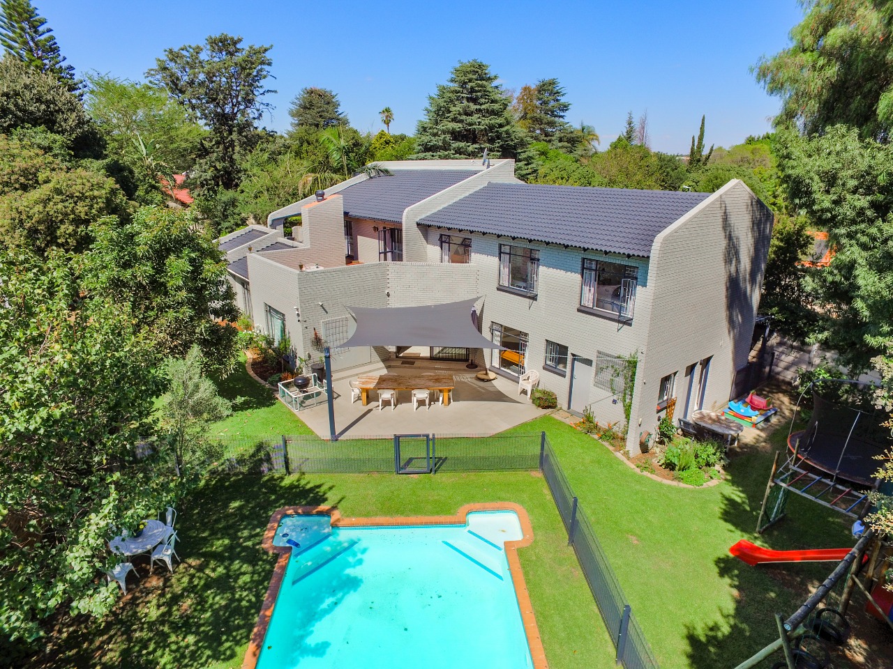 House Van - Randburg House Van - Randburg